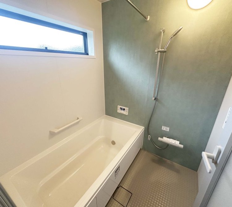 お風呂・トイレも、住まい全体の世界観に合わせて一つひとつ丁寧にコーディネート